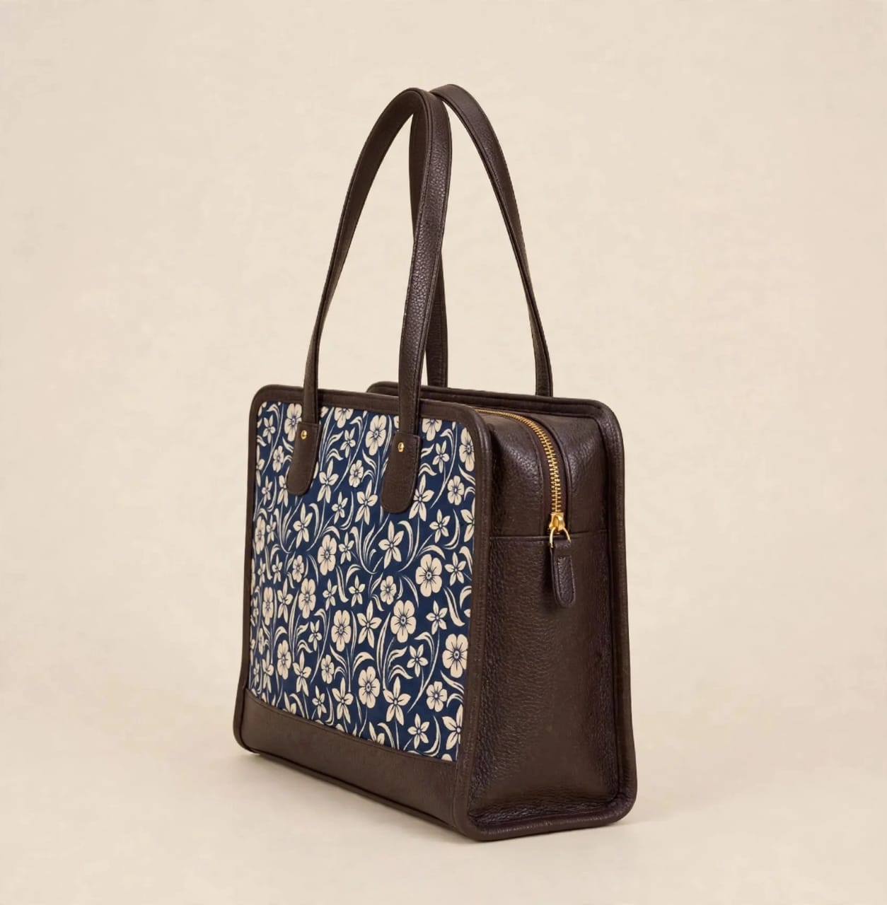 Master Tote Bag By Anhad Rang